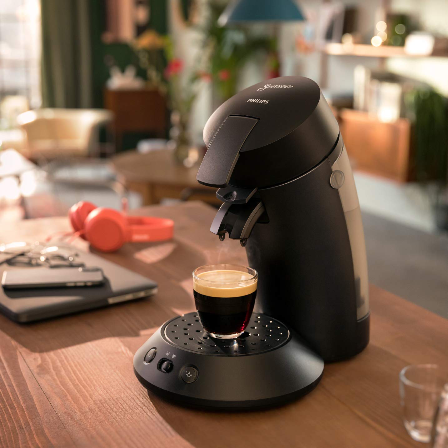 Philips SENSEO Original Plus Machine à café à dosettes, Crema Plus, Sélecteur d'intensité Technologie Booster d'arômes, Produit vert, Noir intense (CSA210/61)